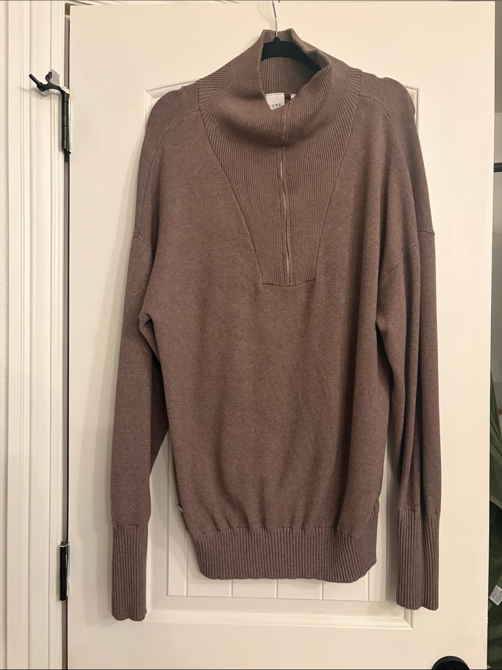 Lune Active Zip-Neck Sweater in Taupe